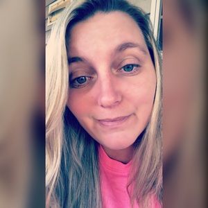 Meet your Posher, Carolyn